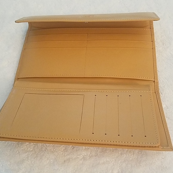 Charmelle Leather Wallet with Checkbook Sleeve - Picture 3 of 4